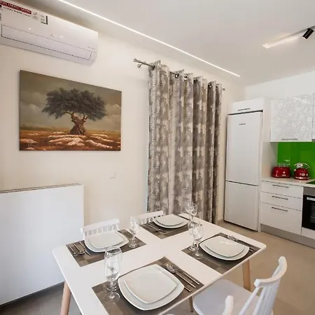Apartament Aelia *