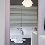 Aelia Apartment